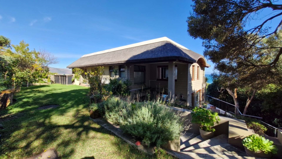 To Let 3 Bedroom Property for Rent in Chapman